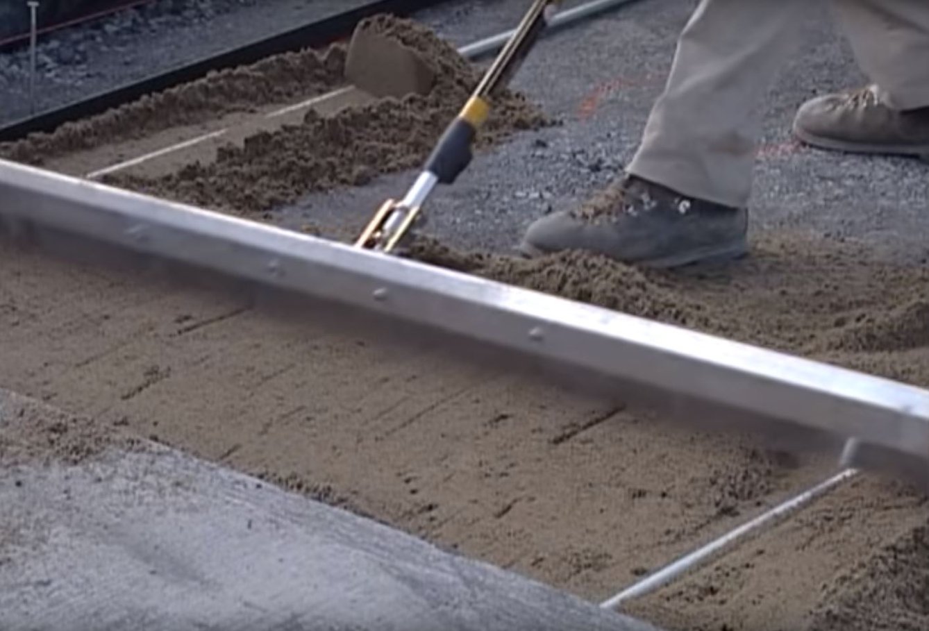Preparation of Setting Bed for Pavers